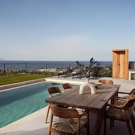 فيلة Akra Villa, A Cliffside Escape With Pure Seaviews, By Thinkvilla *