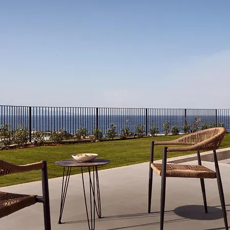 Akra Villa, A Cliffside Escape With Pure Seaviews, By Thinkvilla Villa Plános