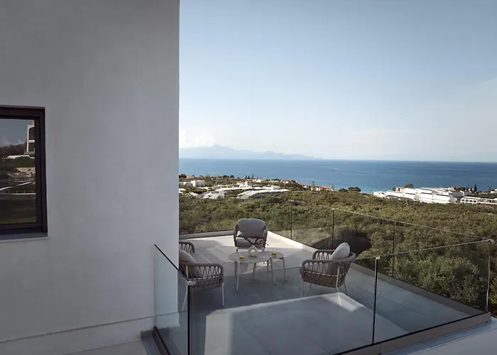 Akra Villa, A Cliffside Escape With Pure Seaviews, By Thinkvilla 빌라 *