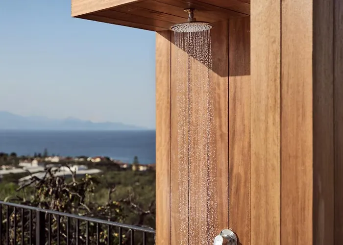 빌라 Akra Villa, A Cliffside Escape With Pure Seaviews, By Thinkvilla