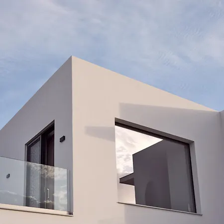 וילה Akra Villa, A Cliffside Escape With Pure Seaviews, By Thinkvilla זקינטוס טאון